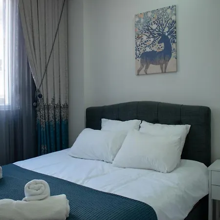 Modern Near Beach In Muratpasa 公寓
